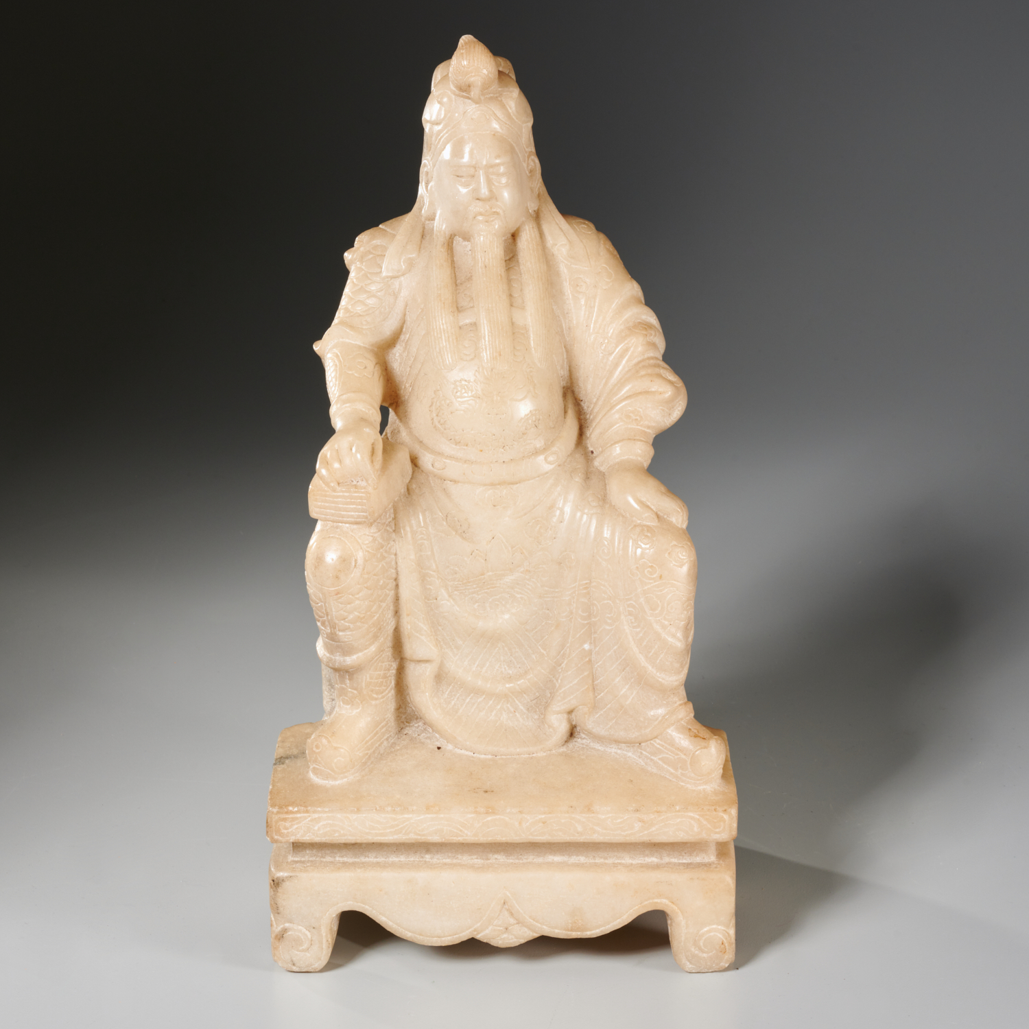 CHINESE CARVED MARBLE FIGURE OF 2ce0b6