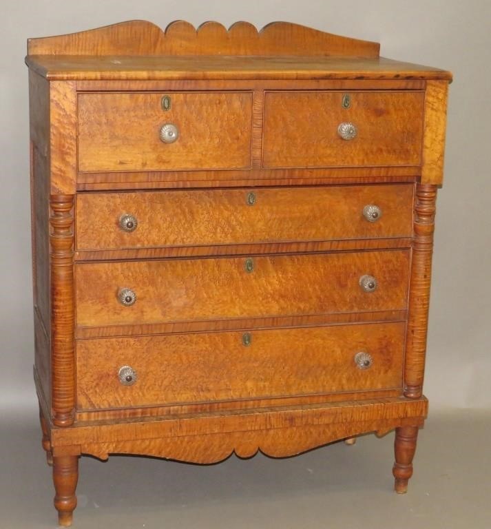 BIRDS EYE MAPLE CHEST OF DRAWERSca.