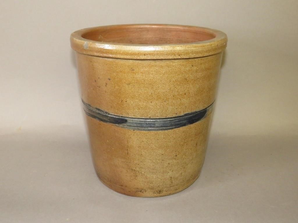 COBALT DECORATED STONEWARE POTca.