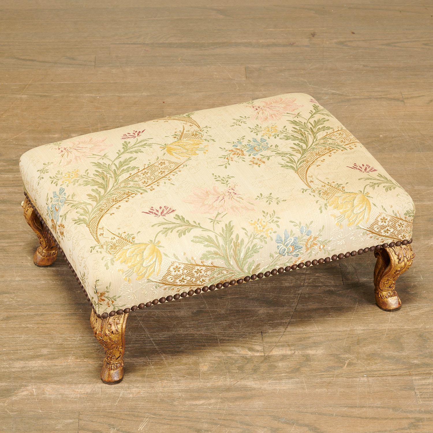 REGENCE CARVED GILTWOOD FOOTSTOOL 2ce5f1