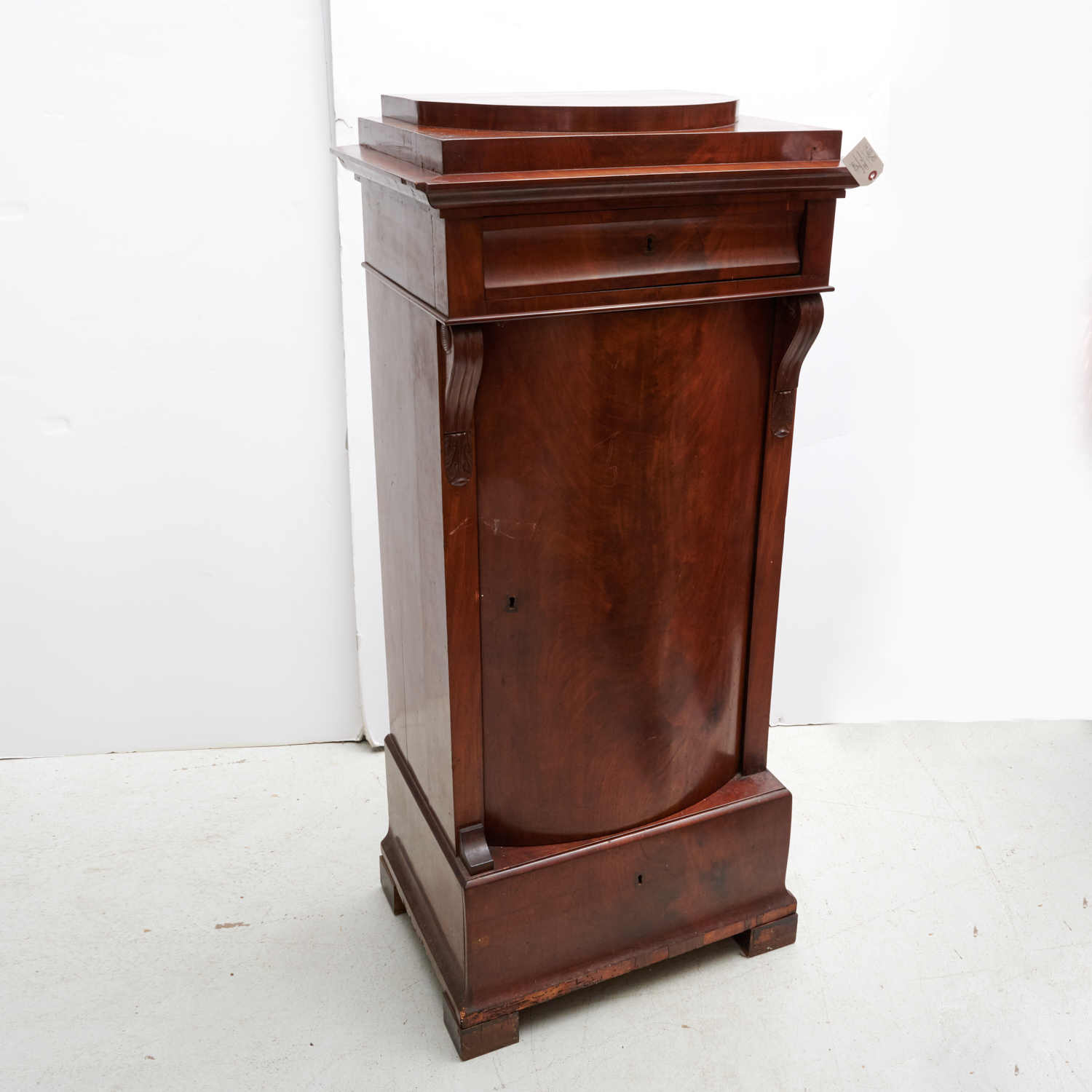 CONTINENTAL MAHOGANY PEDESTAL CABINET