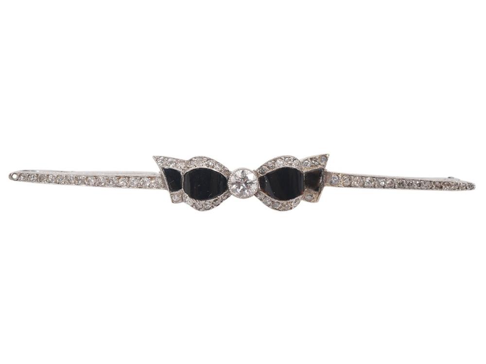 ART DECO DIAMOND, ONYX & 18K WG