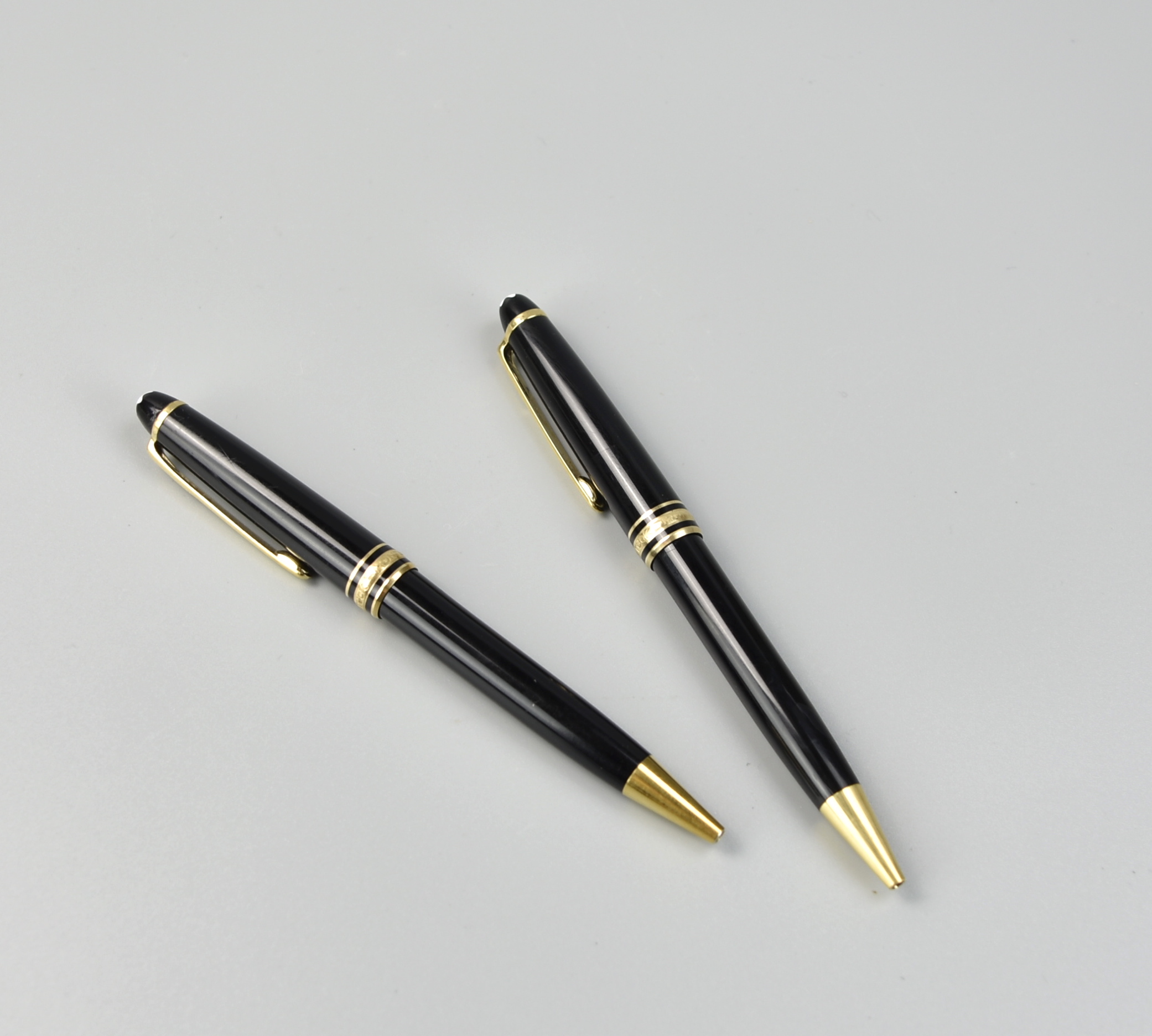 TWO MONTBLANC BLACK BALLPOINT PEN 2ce7e0