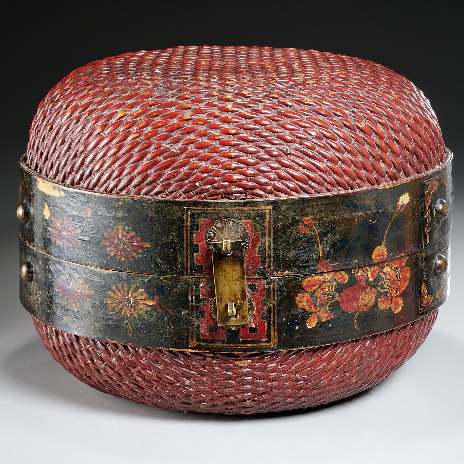 ANTIQUE JAPANESE WICKER AND LACQUER 2ce845