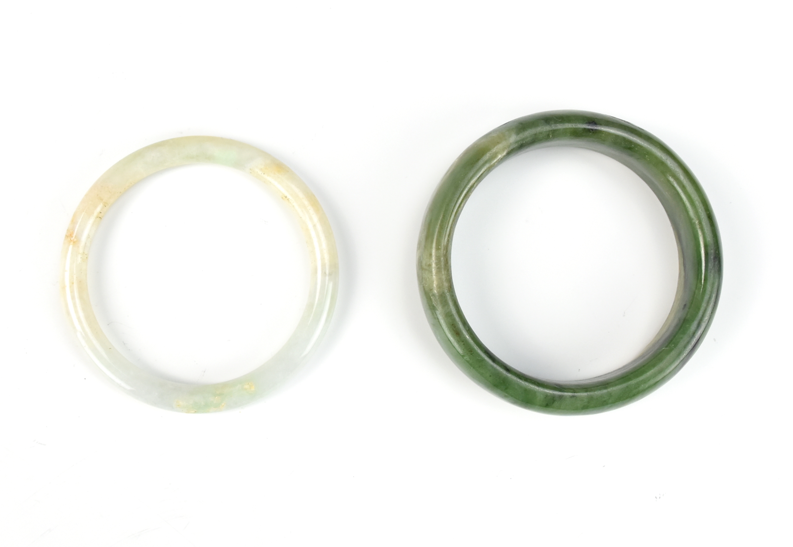 TWO CHINESE JADEITE BANGLES of 2ce862