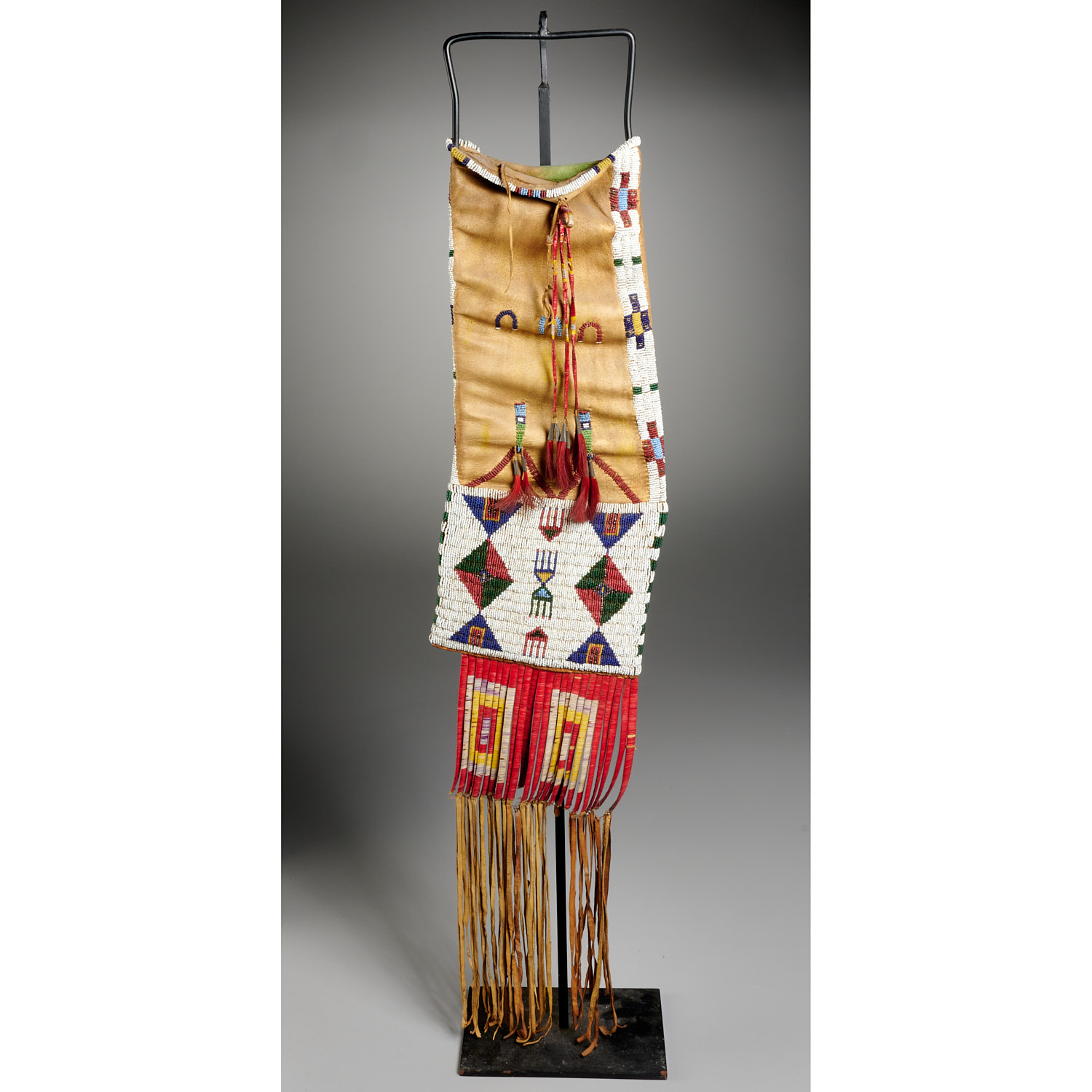 CHEYENNE BEADED AND QUILLED HIDE 2ce88c