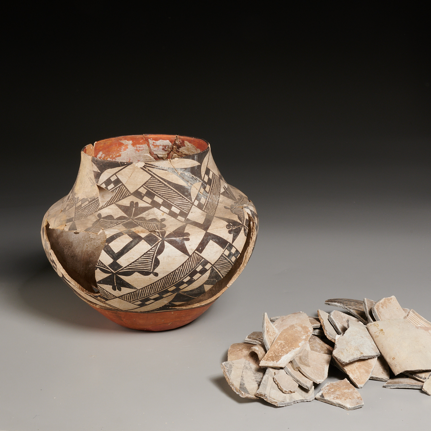 LARGE OLD ACOMA POT AND FRAGMENTS,