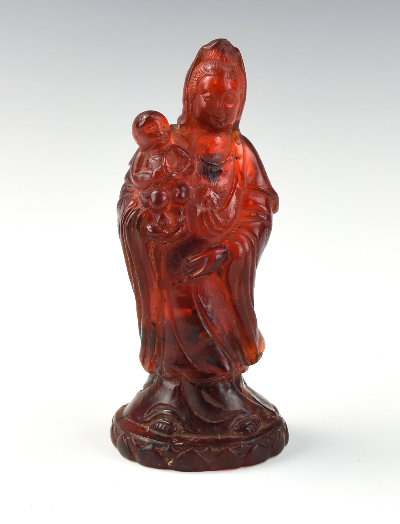 CHINESE ANTIQUE AMBER GUANYIN STATUE 2ce952