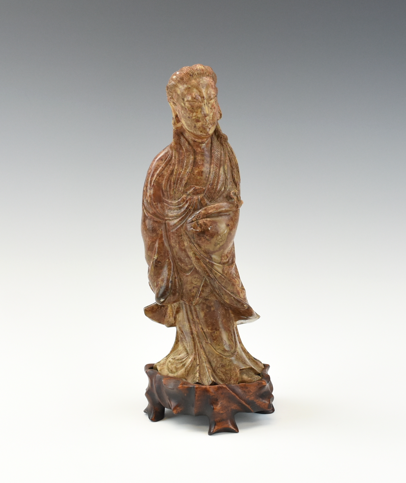 CHINESE SOAPSTONE CARVING OF GUANYIN 2ce95b