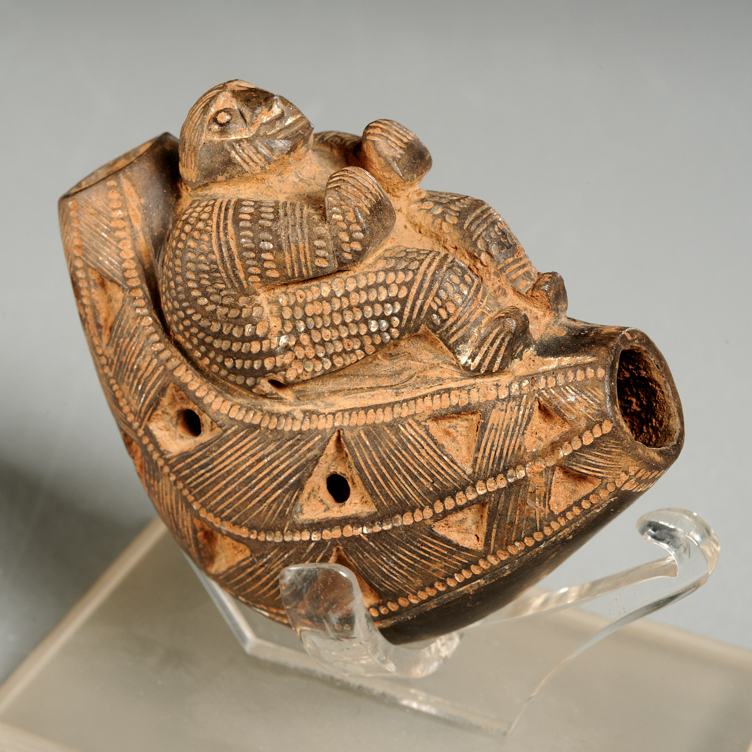 FINE PRE-COLUMBIAN POTTERY OCARINA OR