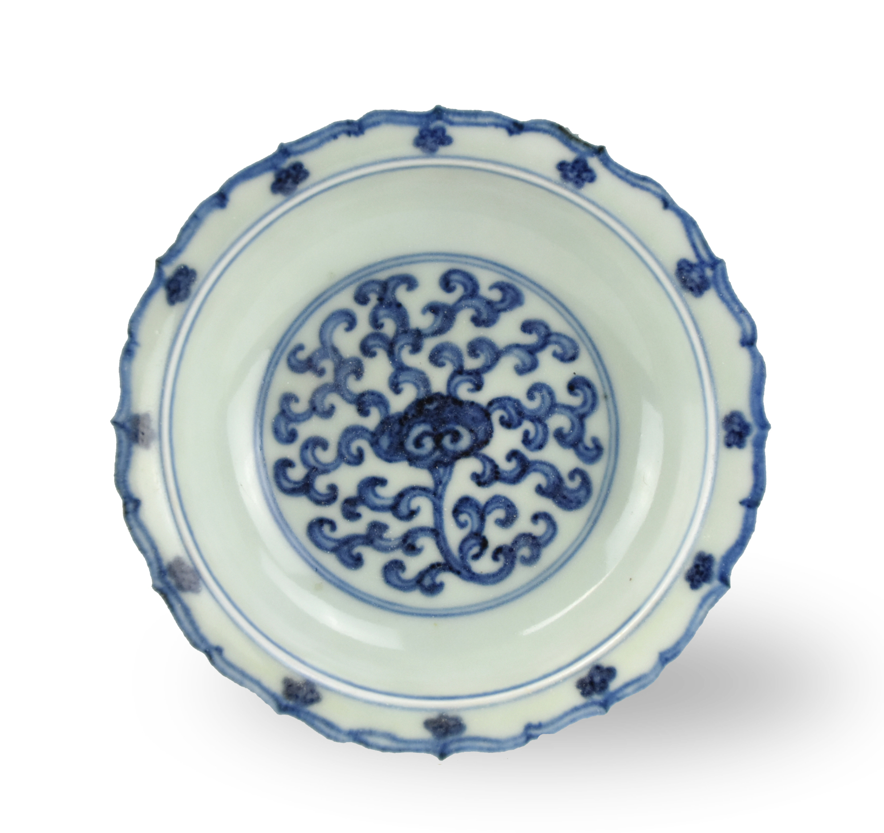 CHINESE BLUE & WHITE SCALLOP WASHER,