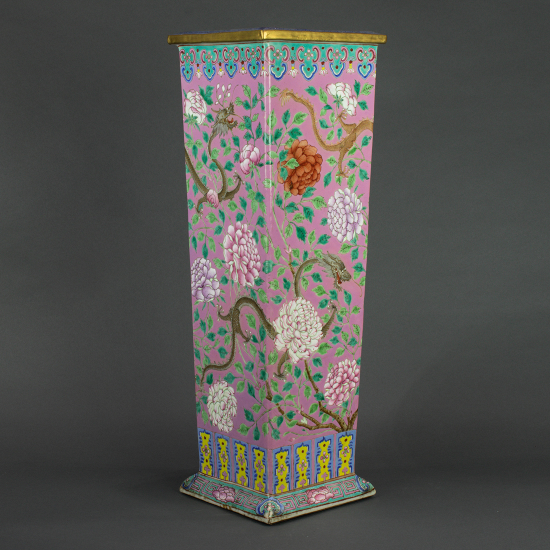 CHINESE FAMILLE ROSE UMBRELLA STAND