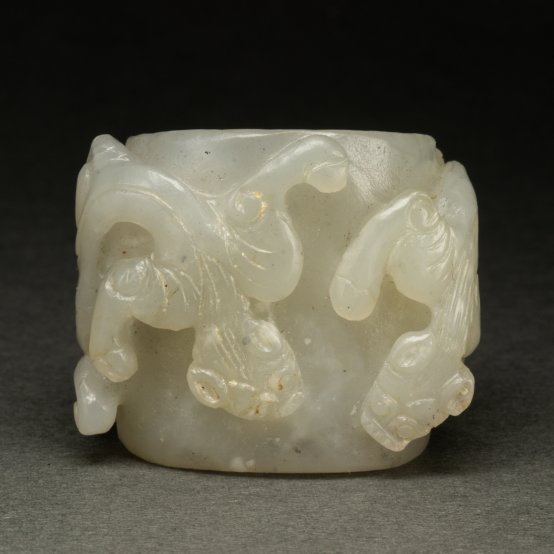 CHINESE WHITE JADE ARCHER S RING 2d13df