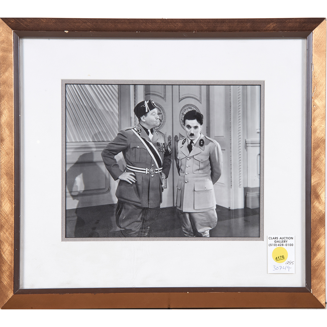 PHOTOGRAPH JACK OAKIE AND CHARLIE 2d1457