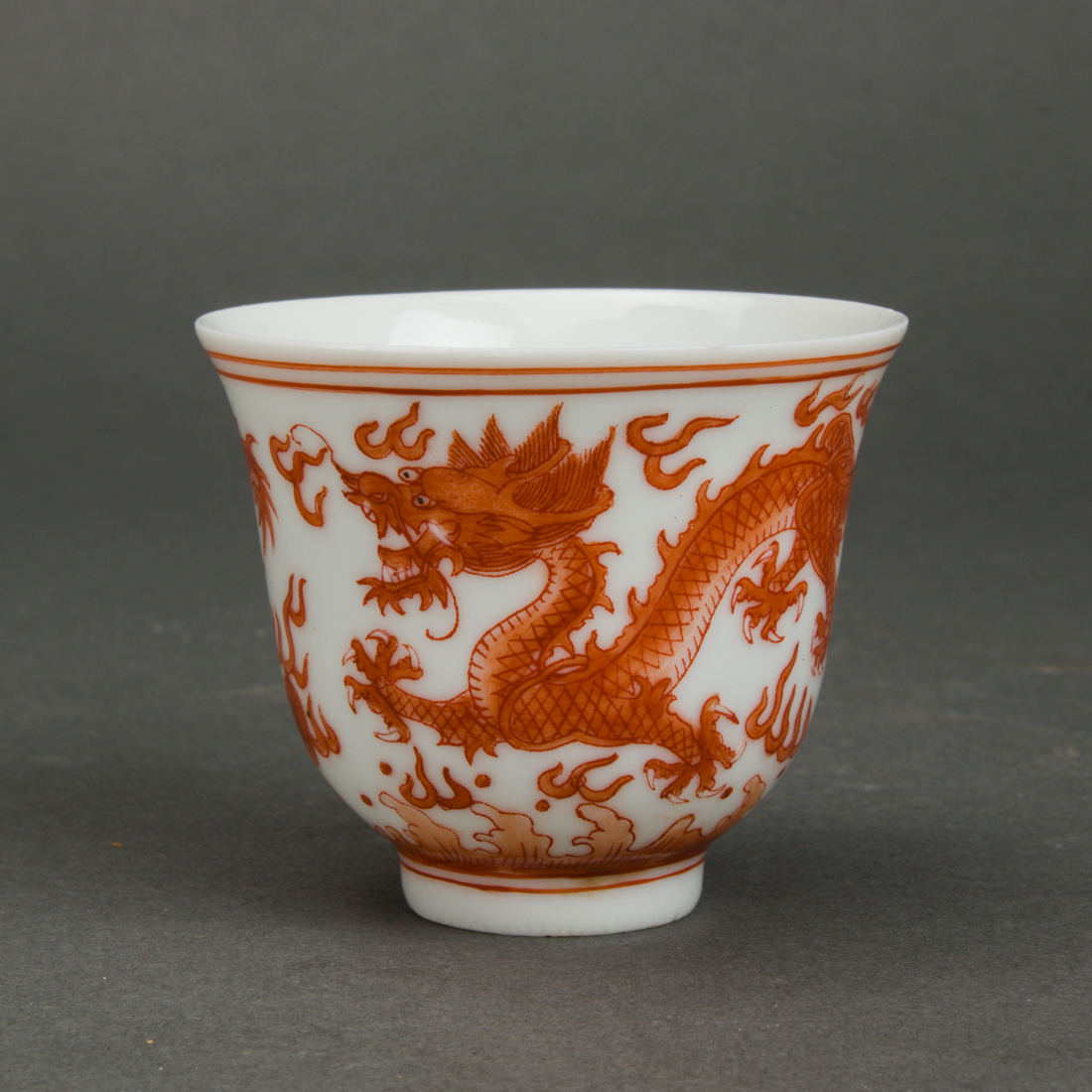 CHINESE IRON-RED DECORATED WINE CUP