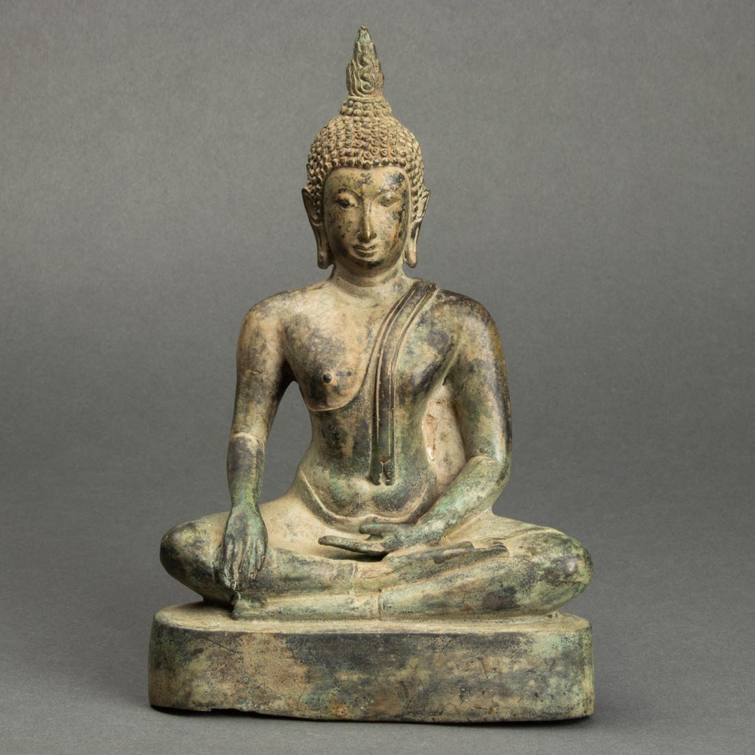 THAI BRONZE SEATED BUDDHA Thai 2d1616