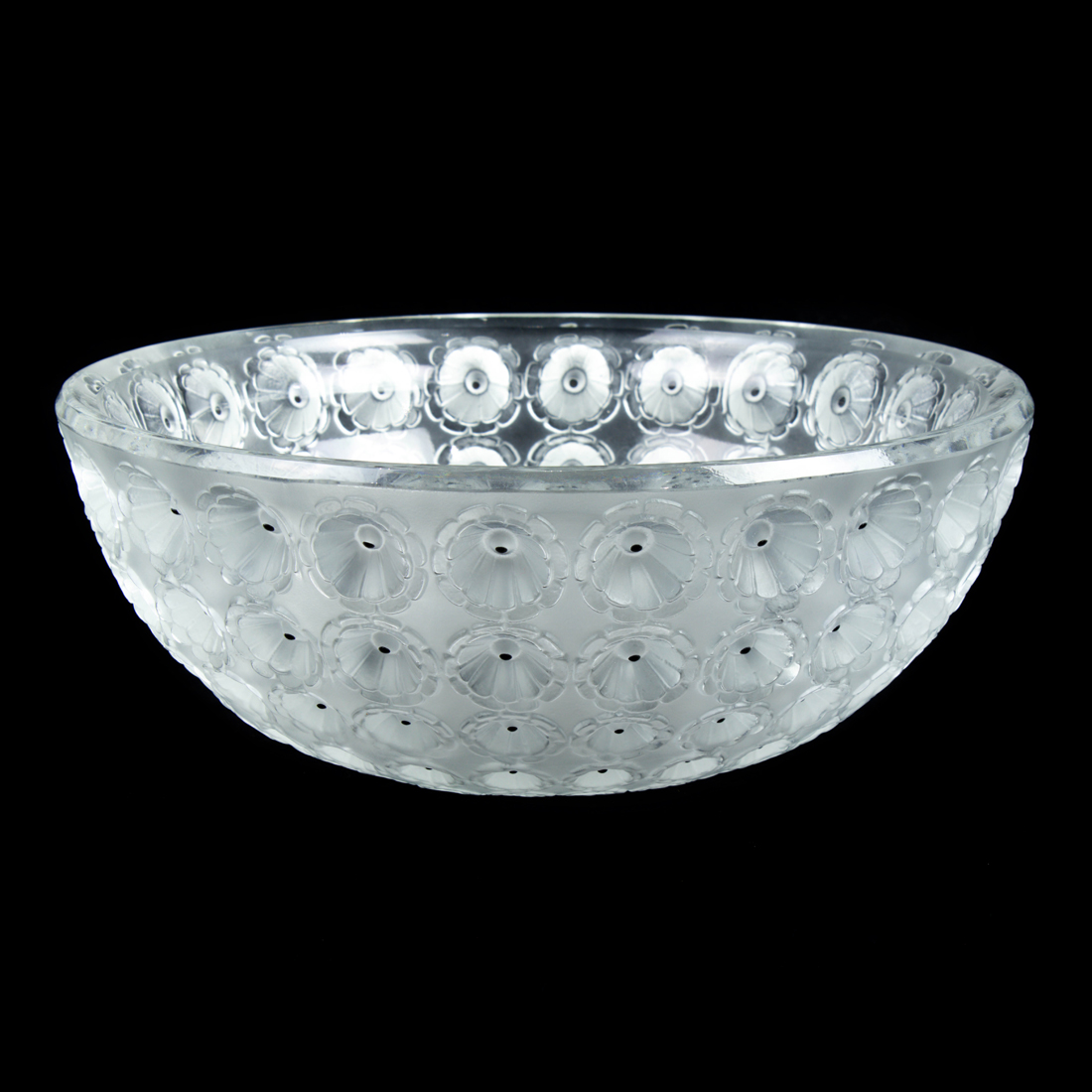 A LALIQUE FROSTED AND CLEAR MOLDED 2d1950