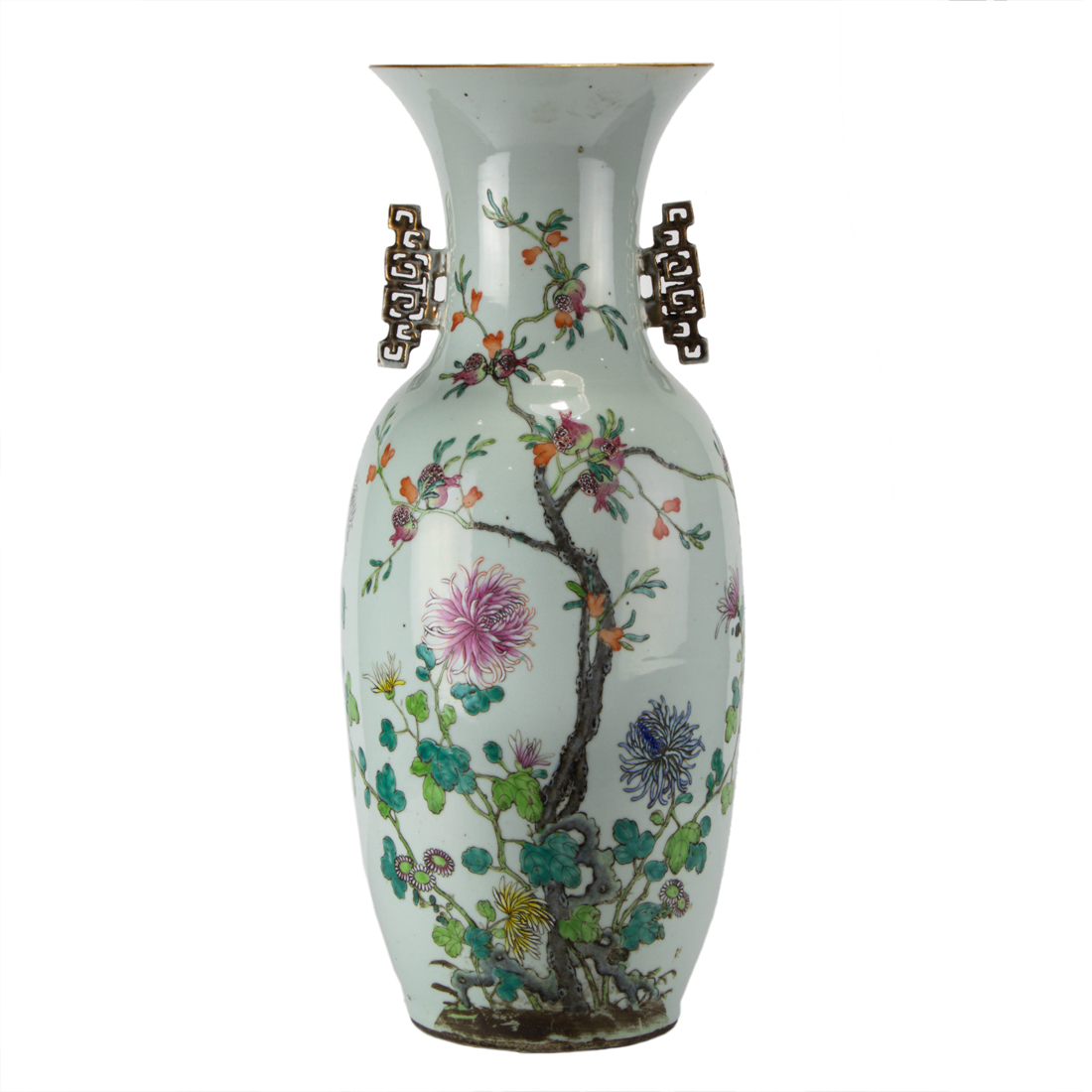 CHINESE FAMILLE ROSE VASE Chinese 2d1a45