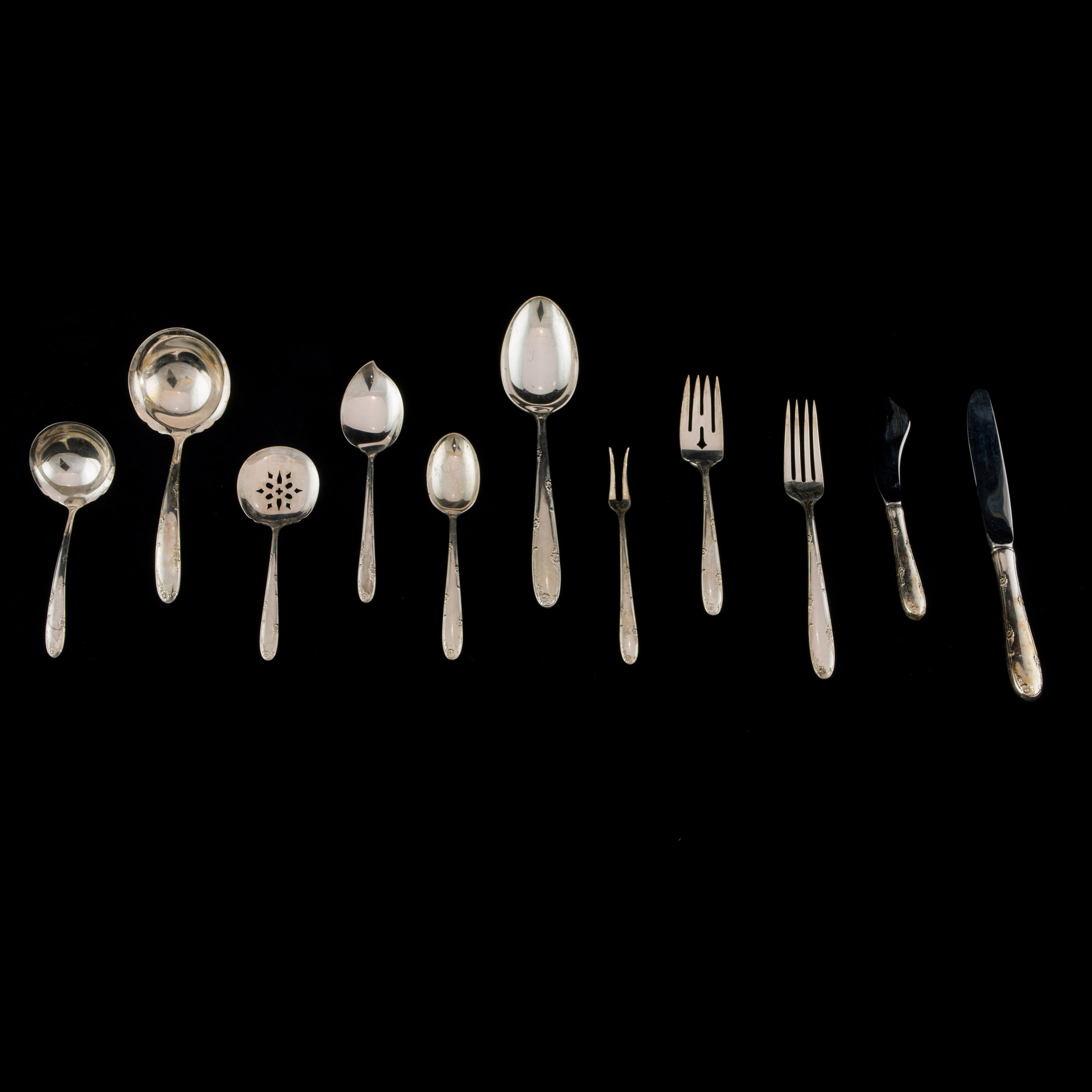 TOWLE STERLING FLATWARE SERVICE