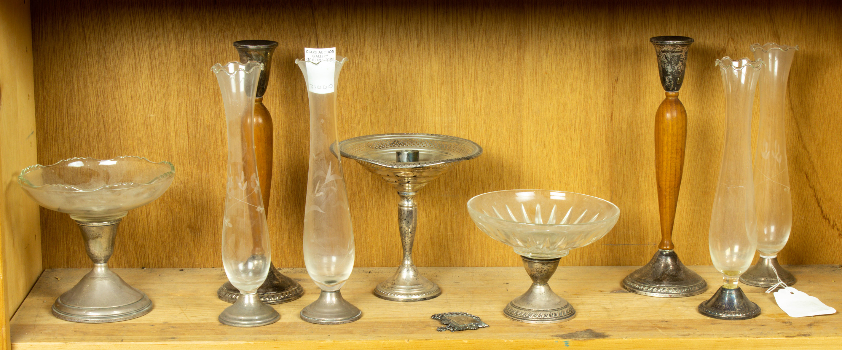 ONE SHELF OF COMPOTES AND VASES 2d1f12