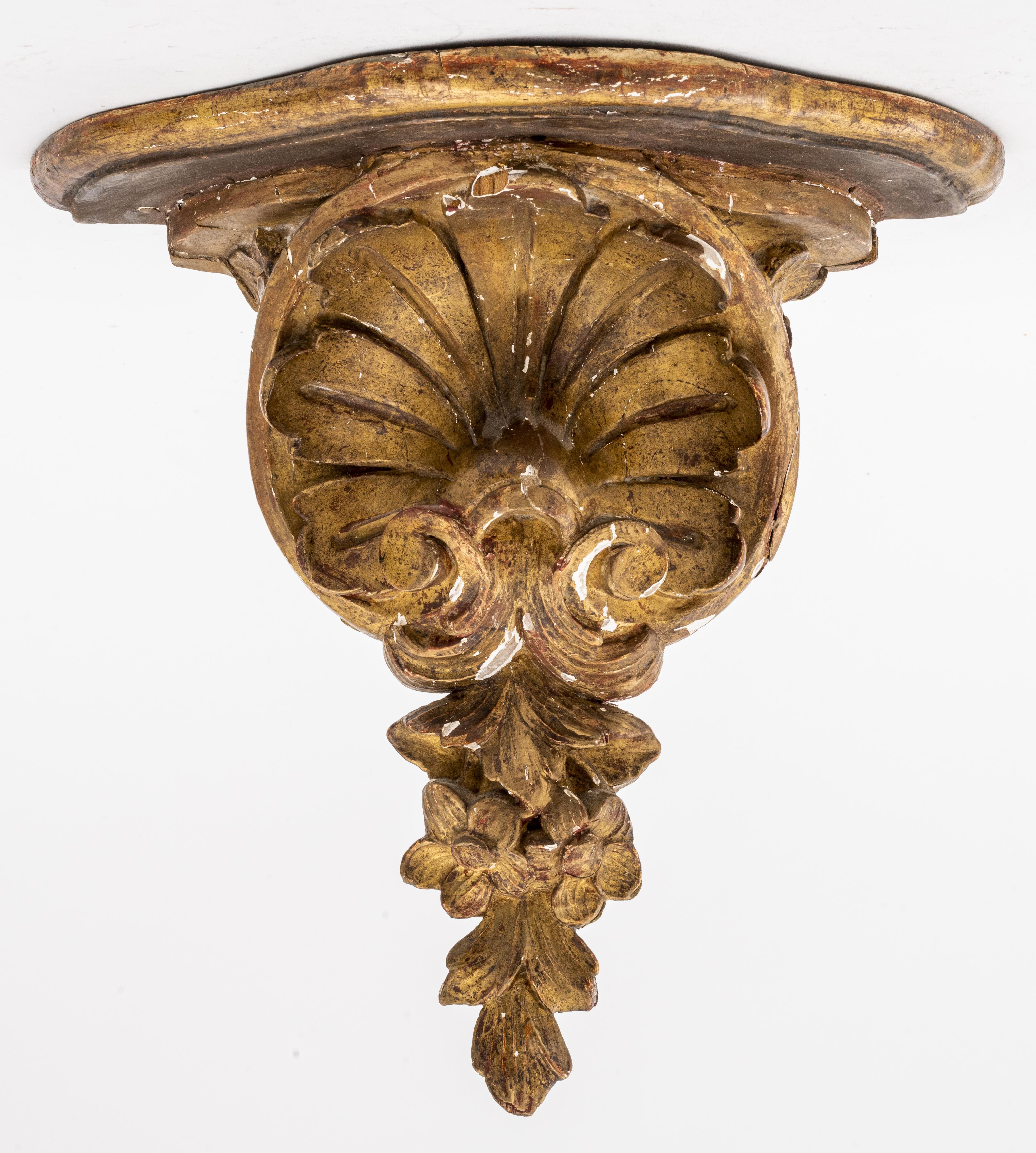 BAROQUE STYLE CARVED GILTWOOD WALL BRACKET