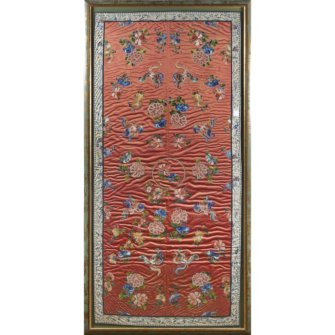 CHINESE EMBROIDERED TAPESTRY Chinese 2d2740