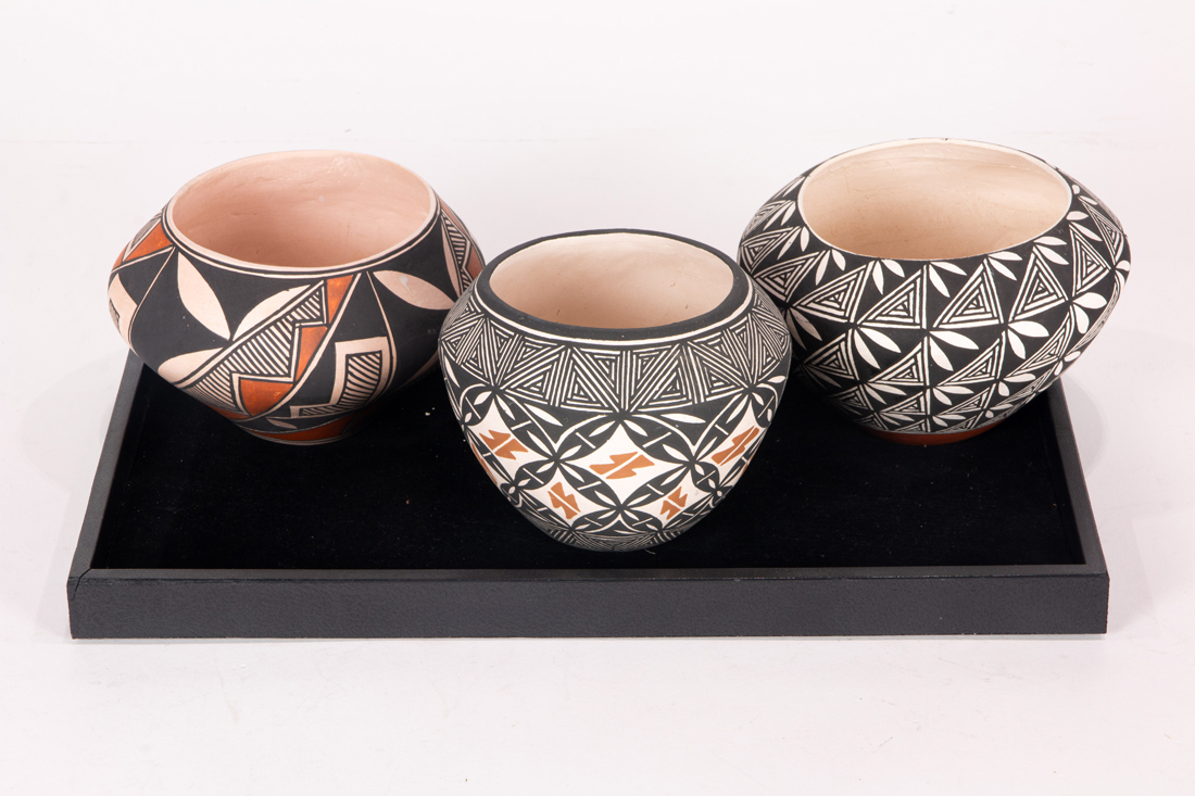  LOT OF 3 ACOMA VESSELS POTTED 2d289c