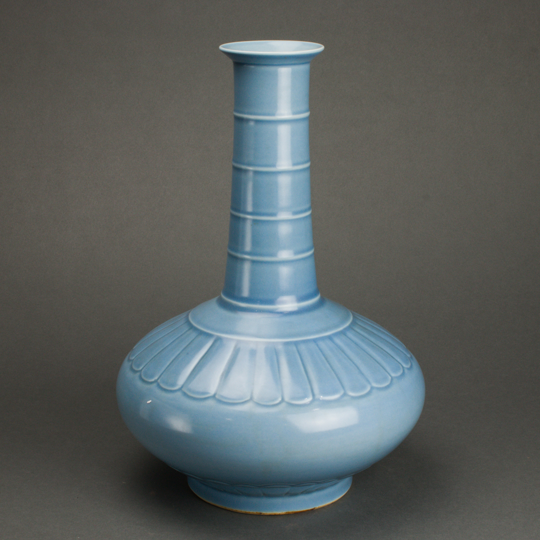 CHINESE CLAIRE-DE-LUNE GLAZED VASE