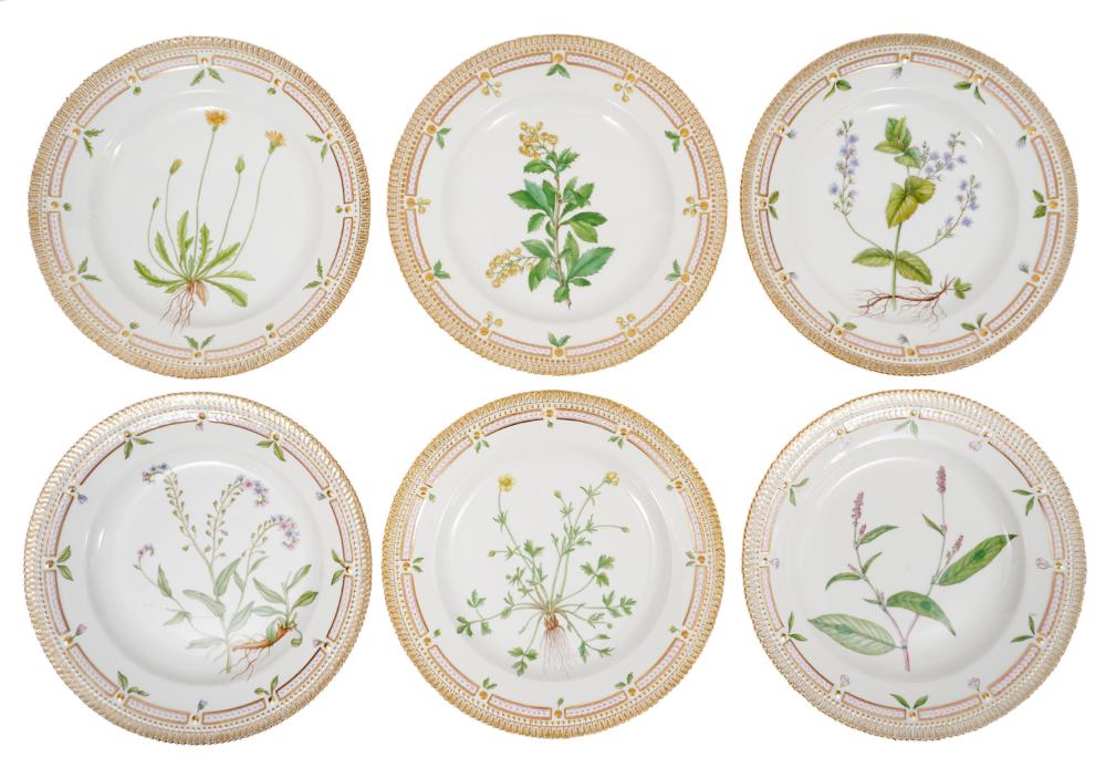 6 ROYAL COPENHAGEN FLORA DANICA DINNER