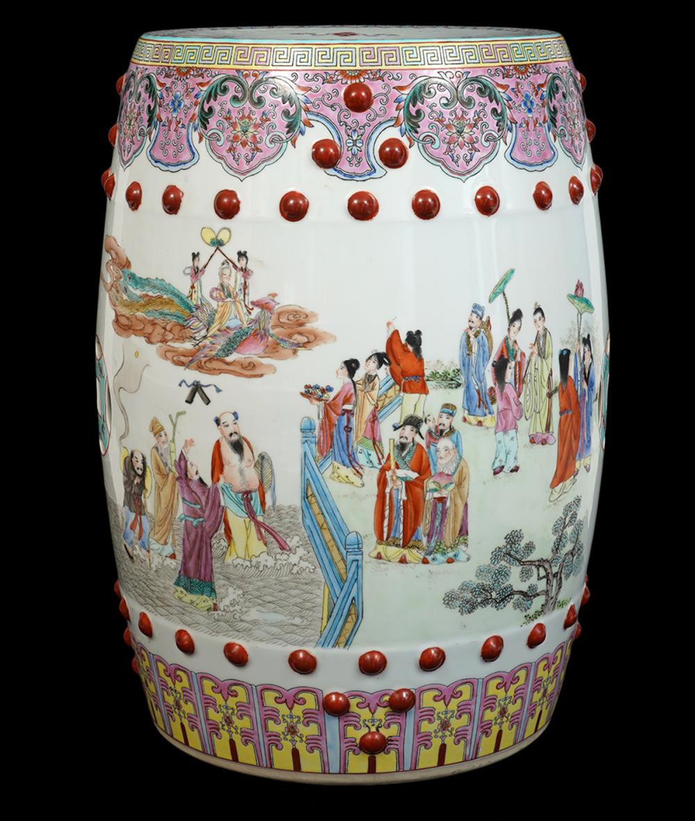 CHINESE PORCELAIN GARDEN SEATChinese 2d090d
