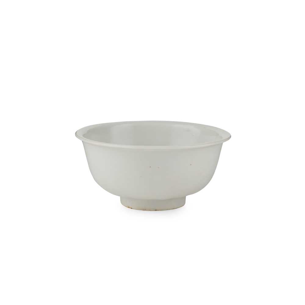 WHITE GLAZED BOWL MING DYNASTY 2d0ab2