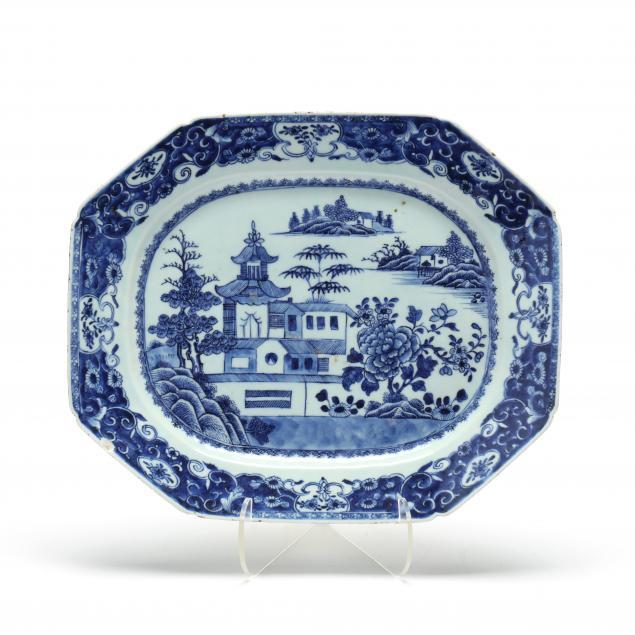 A CHINESE EXPORT PORCELAIN SERVING 2d0b35