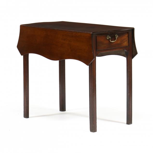 GEORGE III MAHOGANY PEMBROKE TABLE 2d0b78