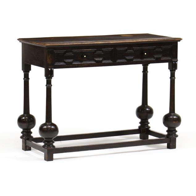 WILLIAM AND MARY STYLE WALNUT CONSOLE