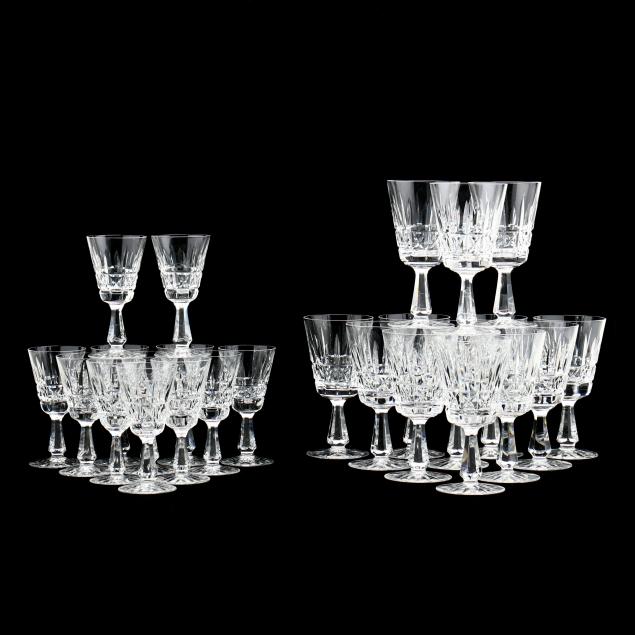  25 WATERFORD CRYSTAL WINE STEMS 2d0c40