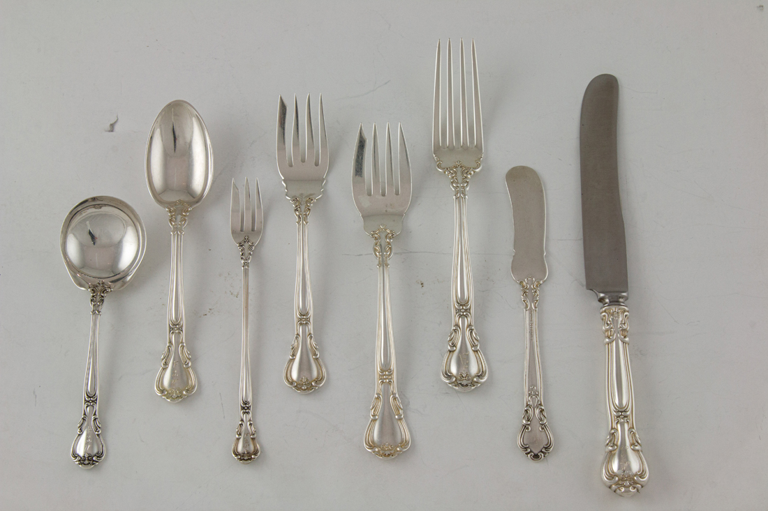 A (74 PC) GORHAM CHANTILLY FLATWARE