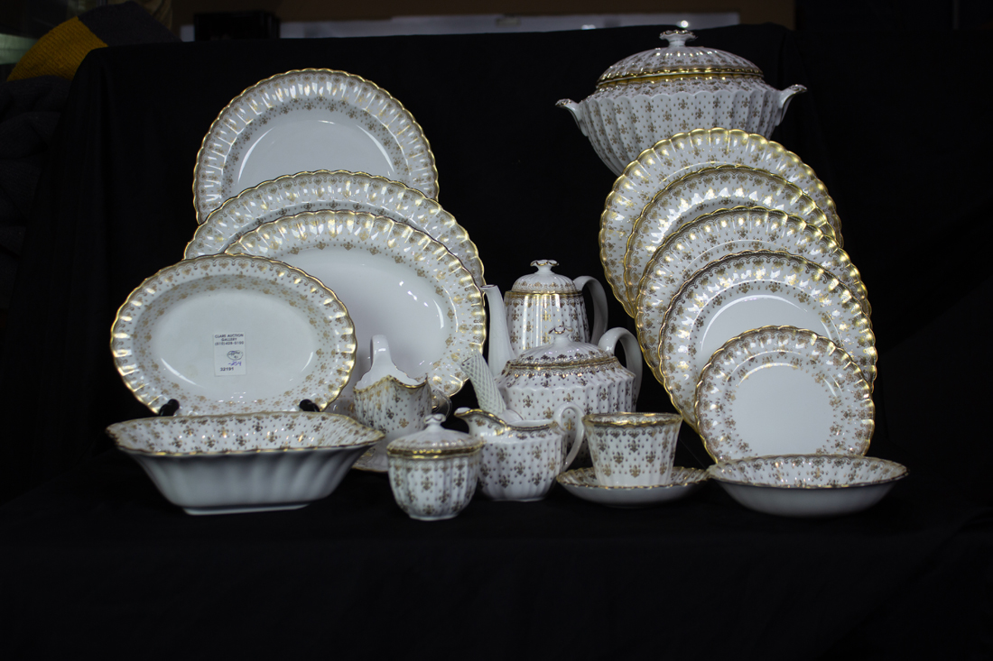 (LOT OF APPROX 91) A SPODE PORCELAIN