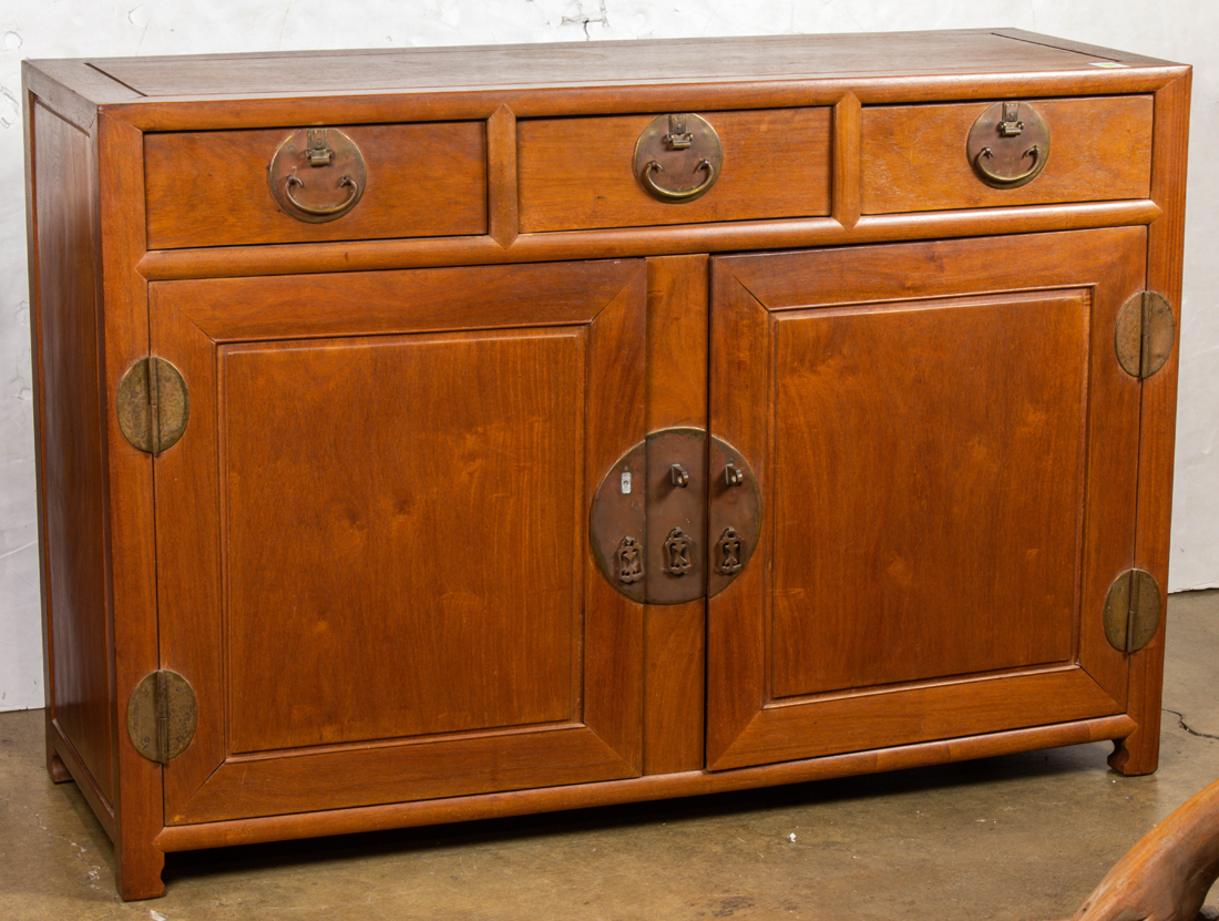 ASIAN HARDWOOD SIDEBOARD Asian