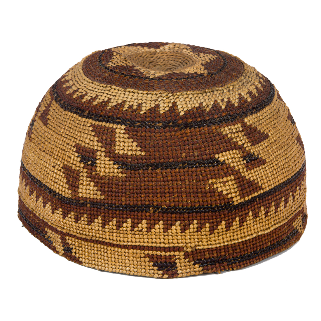 A NORTHWEST CALIFORNIA BASKETRY