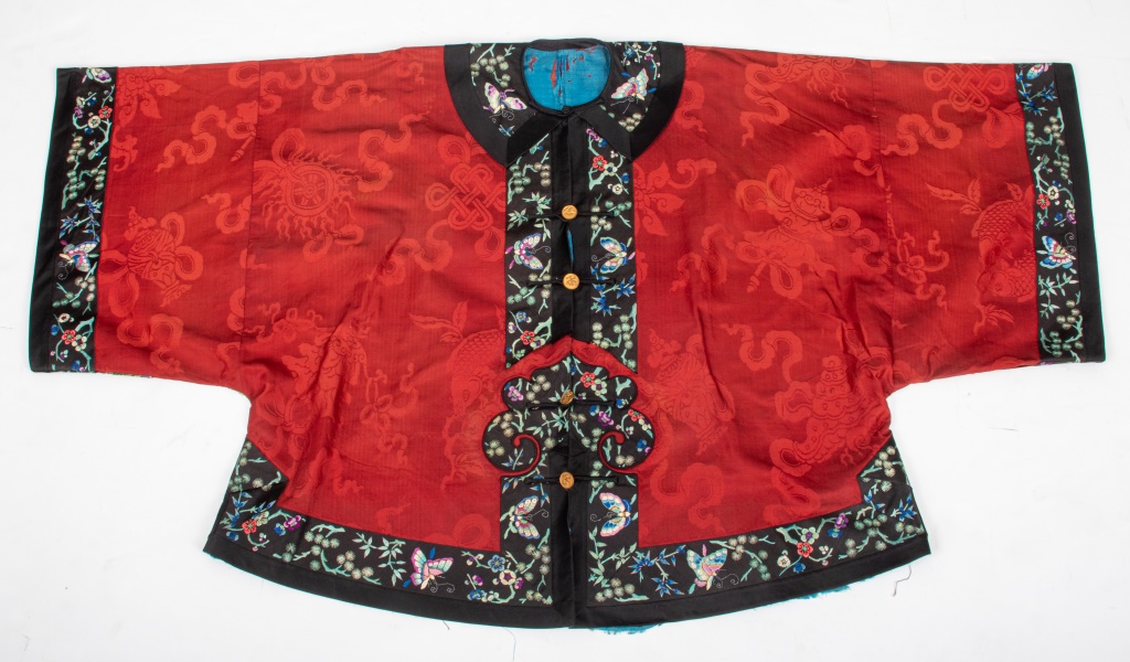 CHINESE EMBROIDERED RED SILK JACKET 2d11b2