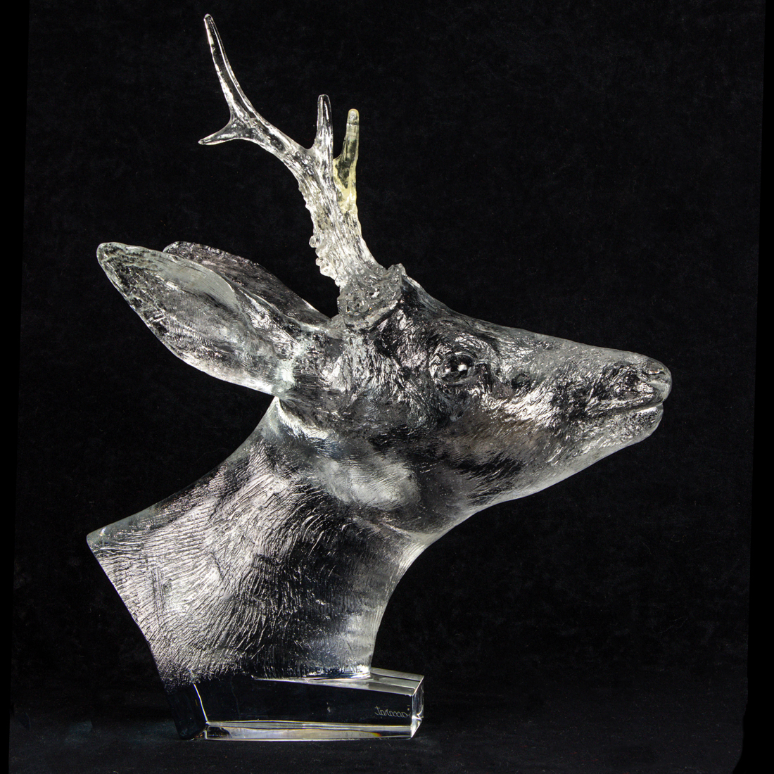 A BACCARAT GLASS STAG HEAD A Baccarat 2d12f6