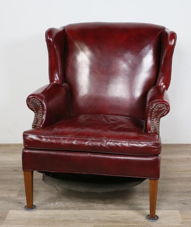 CHESTERFIELD STYLE LEATHER ARMCHAIRChesterfield