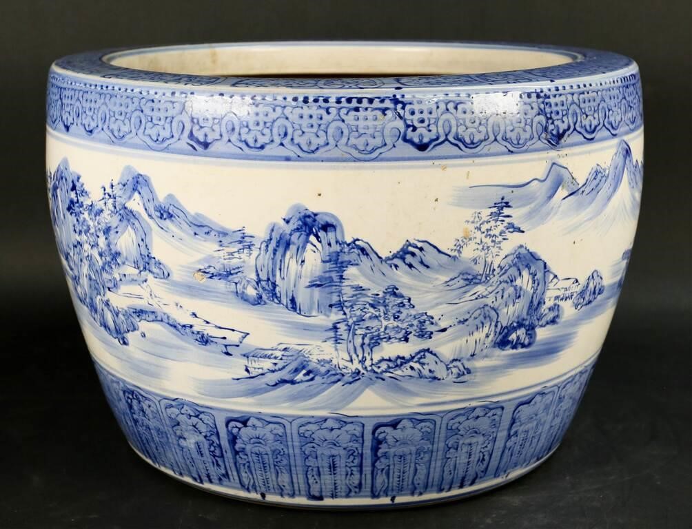 CHINESE PORCELAIN FISHBOWLBlue 2d3ffc