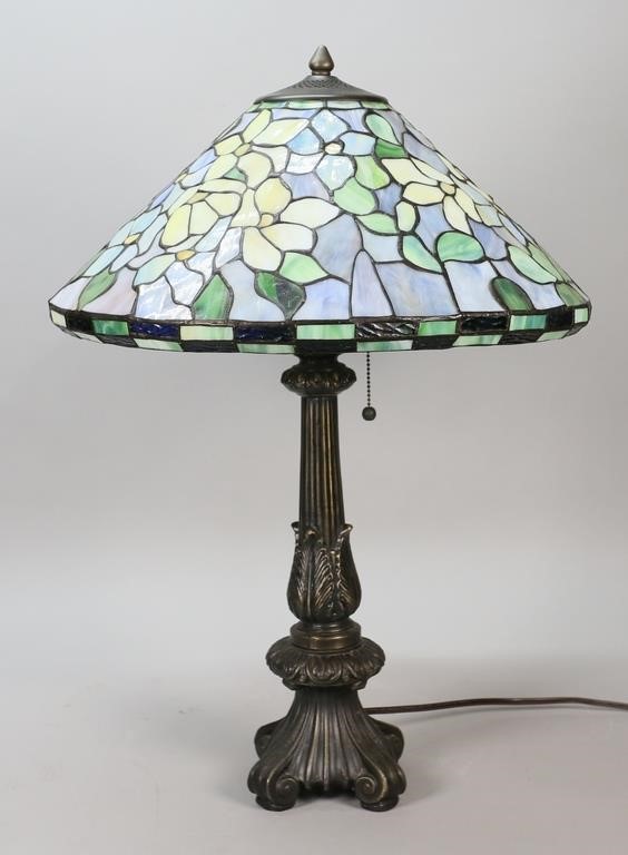 TIFFANY STYLE LEADED GLASS LAMPPatinated