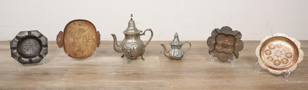 5 EASTERN METAL TRAYS AND 2 TEAPOTS4 2d406f