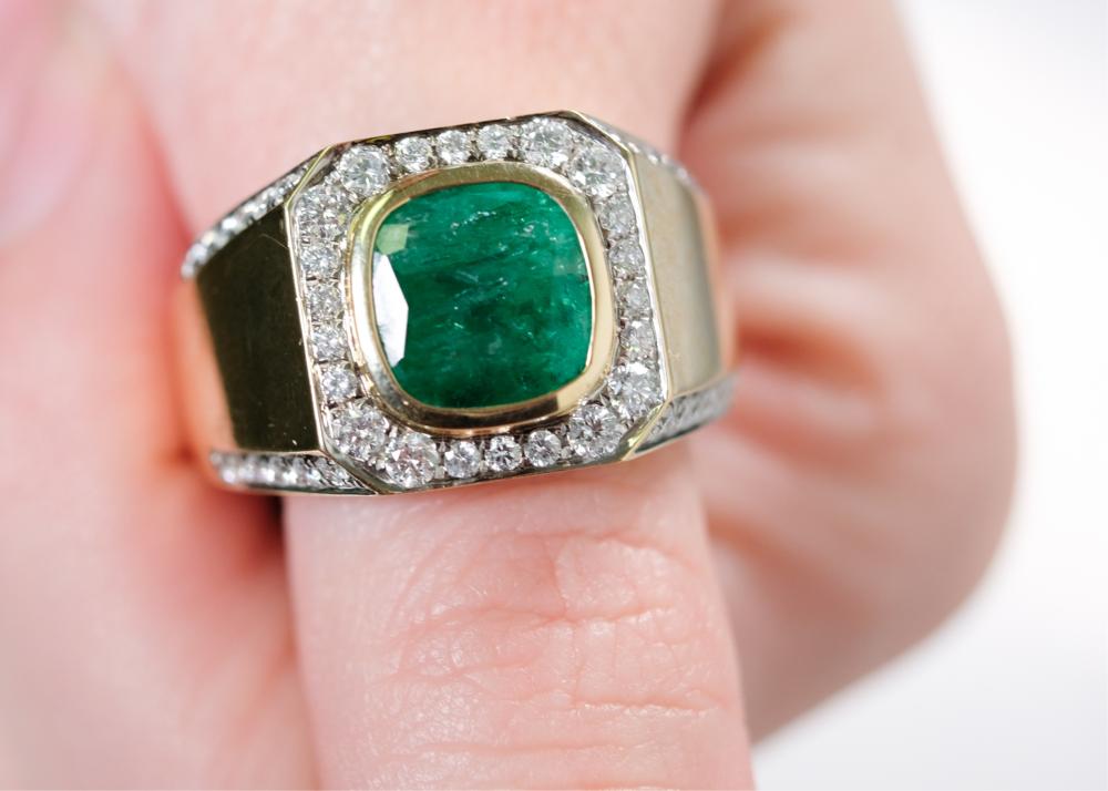 14K YG 3.92CT EMERALD & DIAMOND