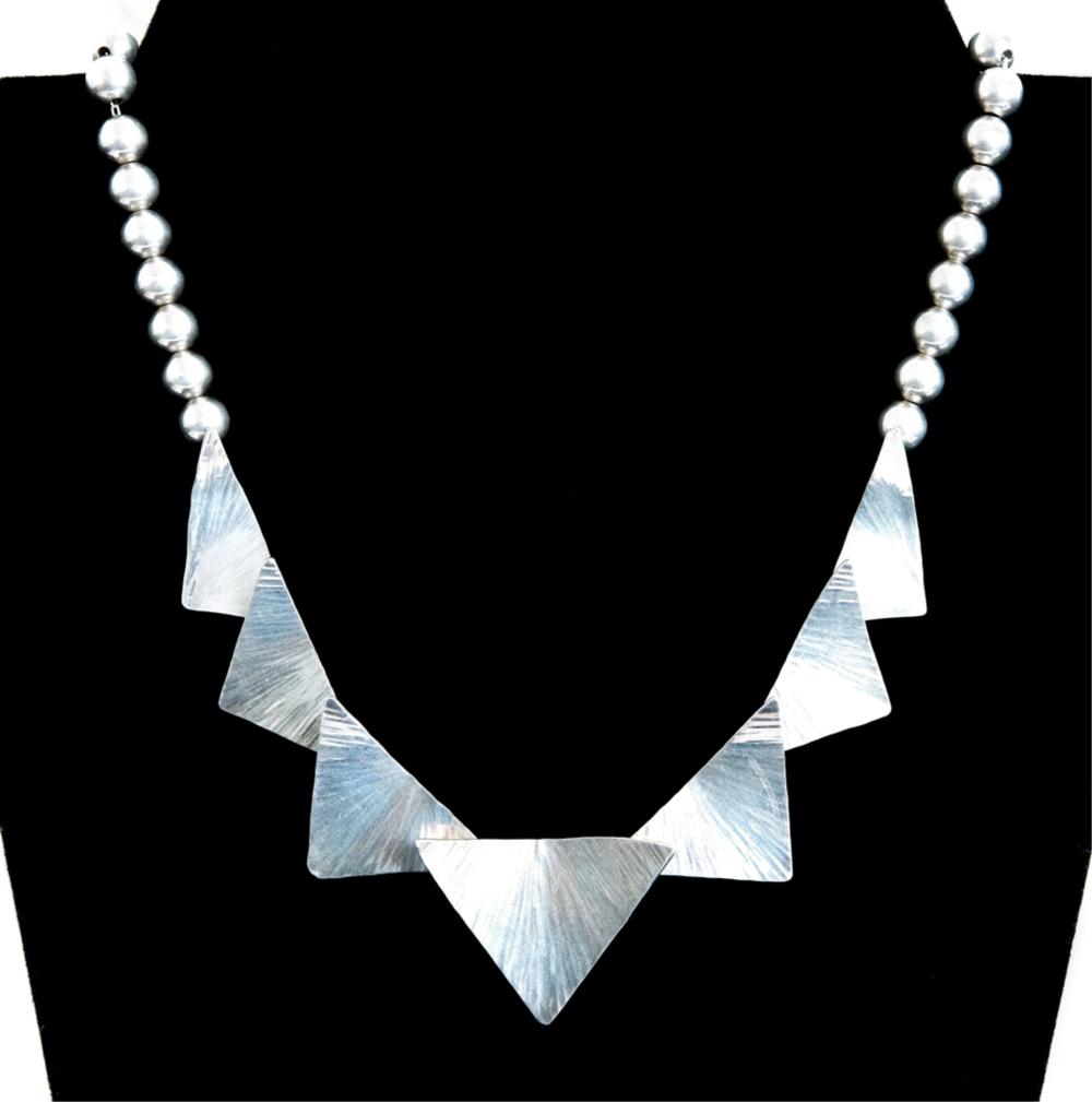 STERLING SILVER TRIANGLE & BEAD
