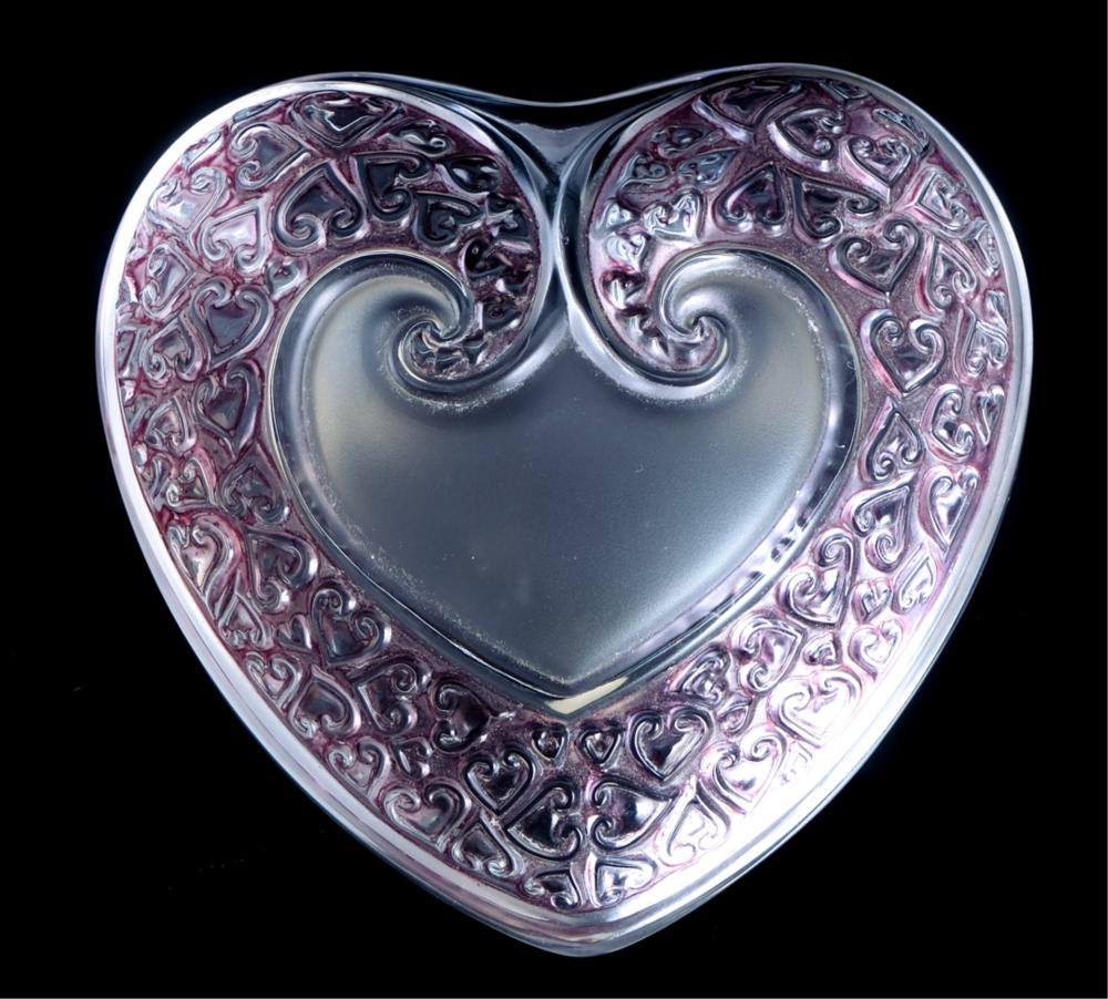 LALIQUE CRYSTAL STAINED RED HEART 2d4690