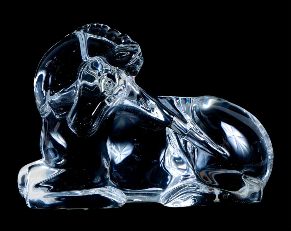 BACCARAT CRYSTAL RECUMBENT UNICORN 2d46ad