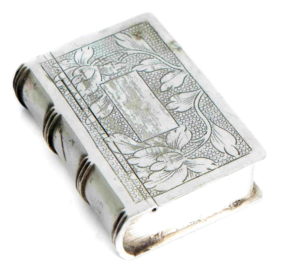 STERLING SILVER BOOK SHAPED PILL 2d5065